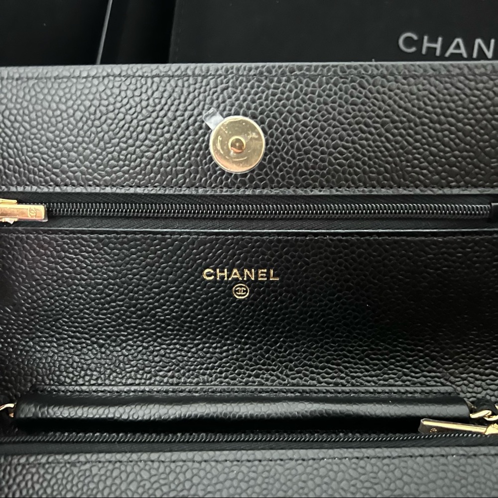 **ON HOLD CHANEL Caviar Quilted Wallet on Chain WOC Black / Gold - Picture 5 of 14